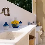 Botanica Villa *